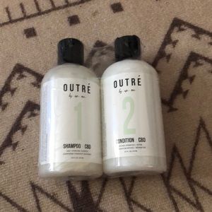 Outre shampoo and conditioner set